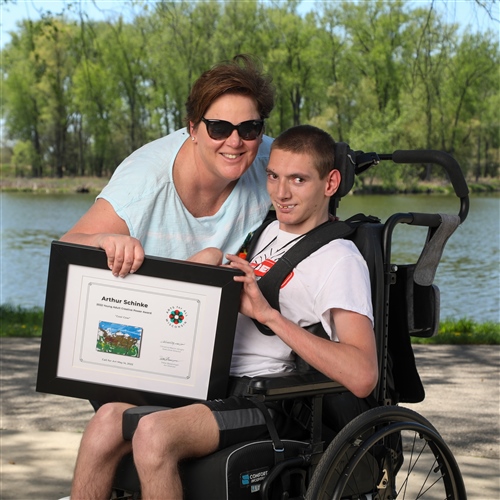 Arthur Schinke and mom CFA Awards 2022